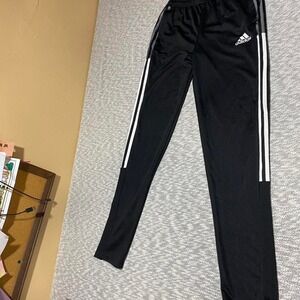 Adidas black track pants Youth XL(15-16Y).SKU-A325#athleticwear #tracksuit
